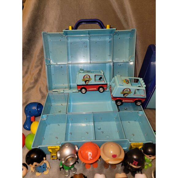 RYAN'S World HUGH LOT (179 pieces) 2 Cases Road TRIP RARE Large Mini Assorted - Picture 2 of 14